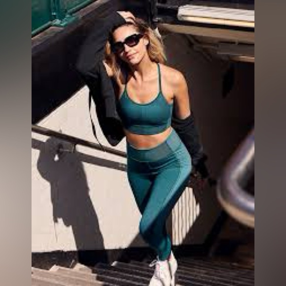NWOT Aerie Offline Seamless Two Toned Sports Bra Leggings 2 Piece Set Size XL/L
